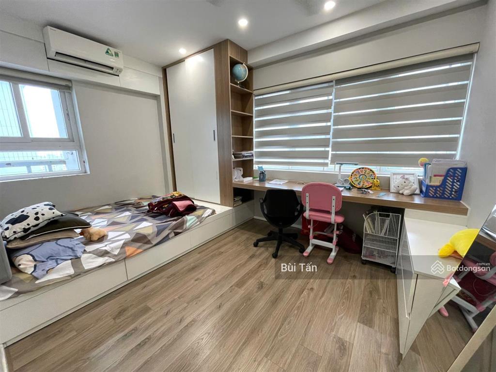 Bán căn hộ tòa green park tower dt 105m2, 3 phòng ngủ, 2vs, tầng đẹp, căn góc thoáng, có lốt oto