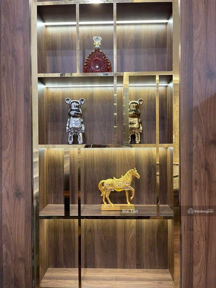 Bán căn hộ chung cư toà mhdi 361 bộ quốc phòng 118m2, 3pn tầng đẹp, view nhìn ra hồ tây thoáng mát