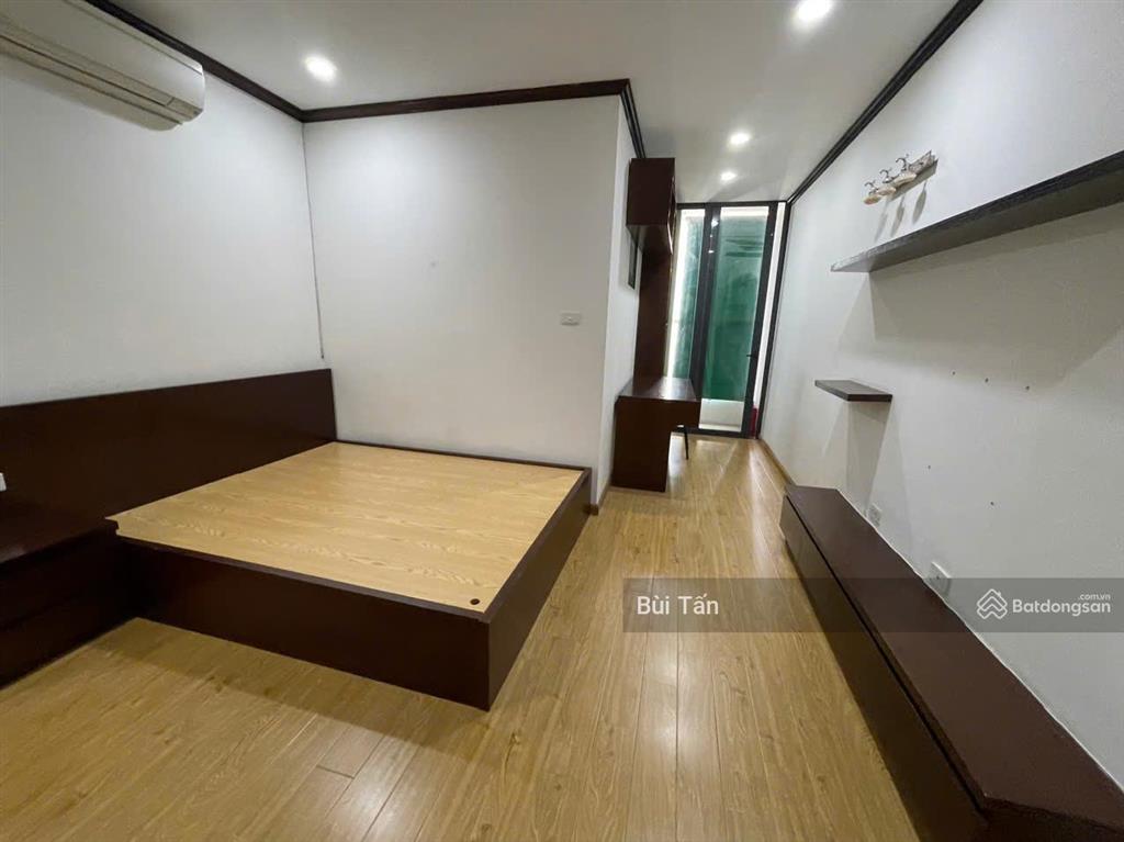 Bán căn hộ chung cư tòa yên hòa sunshine vũ phạm hàm 82m2, 2 phòng ngủ, 2 vs tầng đẹp, view thoáng