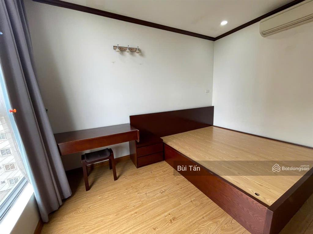 Bán căn hộ chung cư tòa yên hòa sunshine vũ phạm hàm 82m2, 2 phòng ngủ, 2 vs tầng đẹp, view thoáng