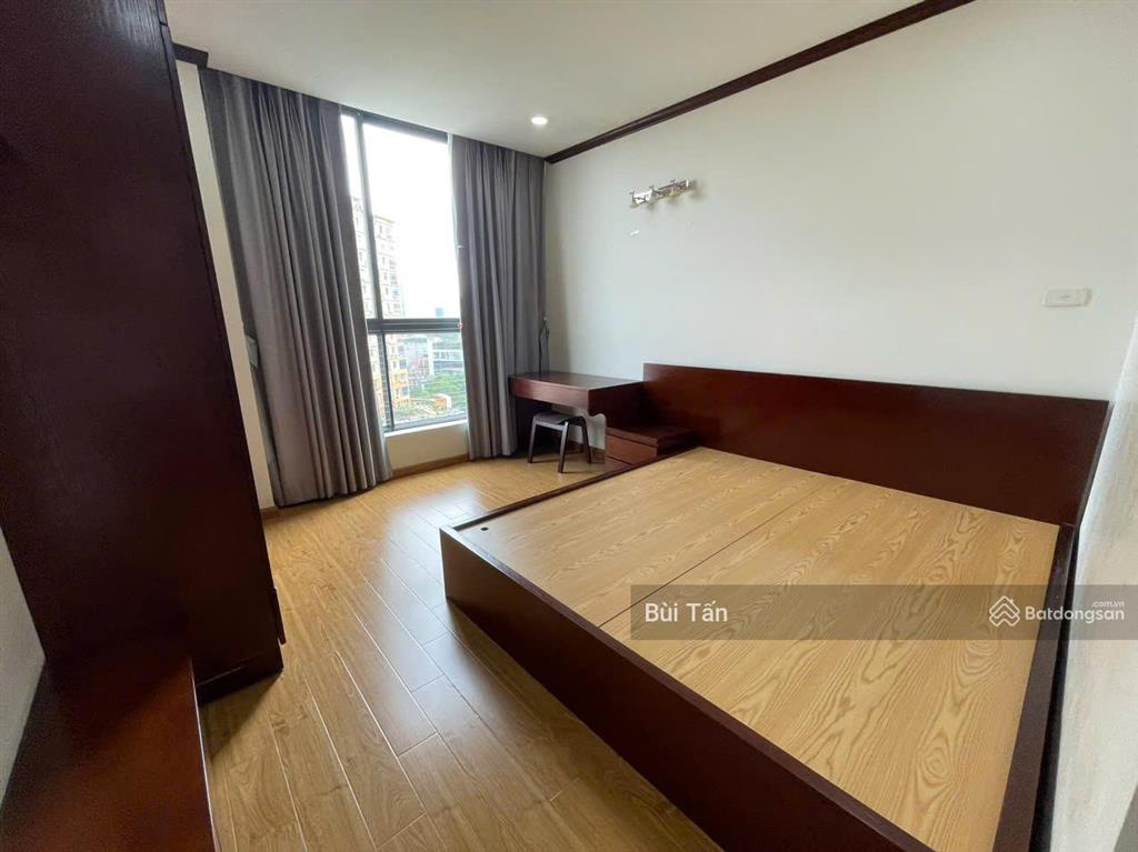 Bán căn hộ chung cư tòa yên hòa sunshine vũ phạm hàm 82m2, 2 phòng ngủ, 2 vs tầng đẹp, view thoáng