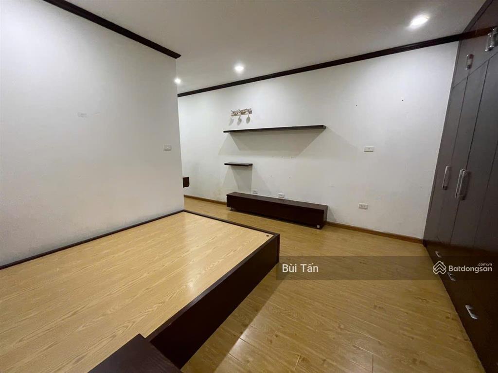 Bán căn hộ chung cư tòa yên hòa sunshine vũ phạm hàm 82m2, 2 phòng ngủ, 2 vs tầng đẹp, view thoáng