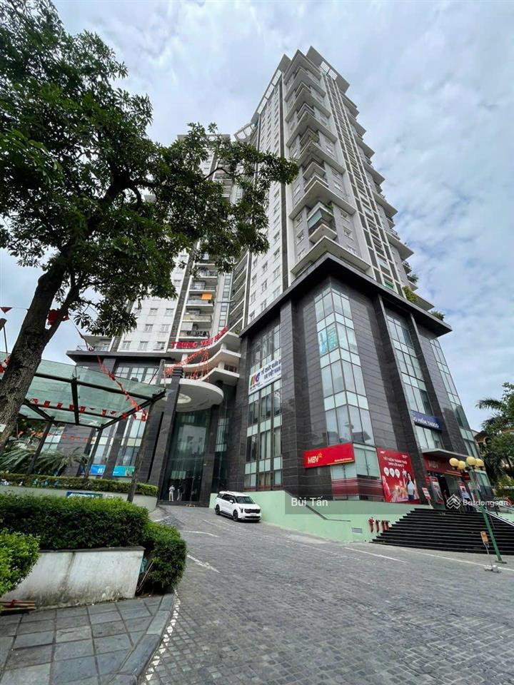 Bán gấp căn hộ chung cư tòa trung yên plaza 95m2, 2 phòng ngủ, 2 vệ sinh, nội thất đẹp, có lốt ô tô