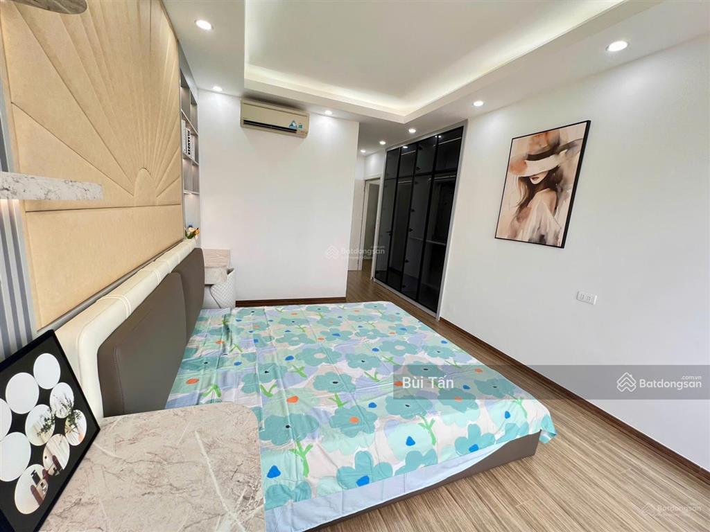 Bán căn hộ tòa viện chiến lược khoa học công an 135.4m2, 4 phòng ngủ tầng trung đẹp căn góc thoáng