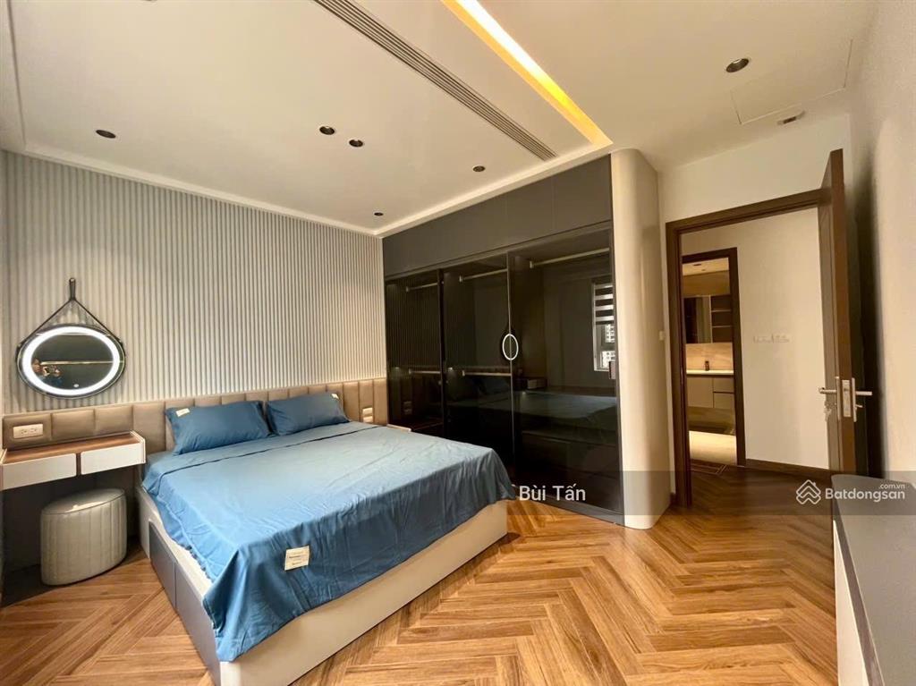 Bán căn hộ chung cư ct2 vimeco nguyễn chánh, dt 182m2 | 4pn | 3vs, tầng trung, căn góc, có lốt ô tô