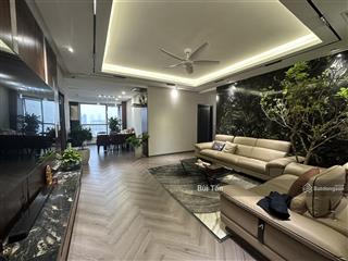 Bán căn hộ the golden palm lê văn lương 135 m2, 3 phòng ngủ 2vs, tầng trung đẹp thoáng, có lốt oto
