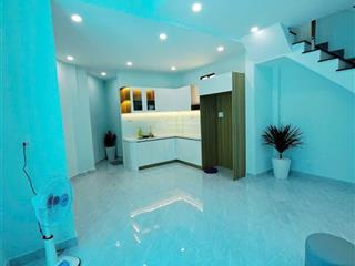 Bán nhà riêng, 1 trệt 1 lững hiệp thành 13, giá3,29 tỷ, 41,7m2, 2pn, 2wc, đường 4m hot! uy tín