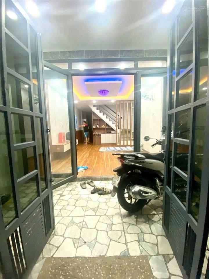 Nhà 2 tầng ht45 4x12 shr chỉ 3.2 tỷ (quá rẻ) nhà đẹp gọn gàng dọn vào ở ngay, phù hợp gi