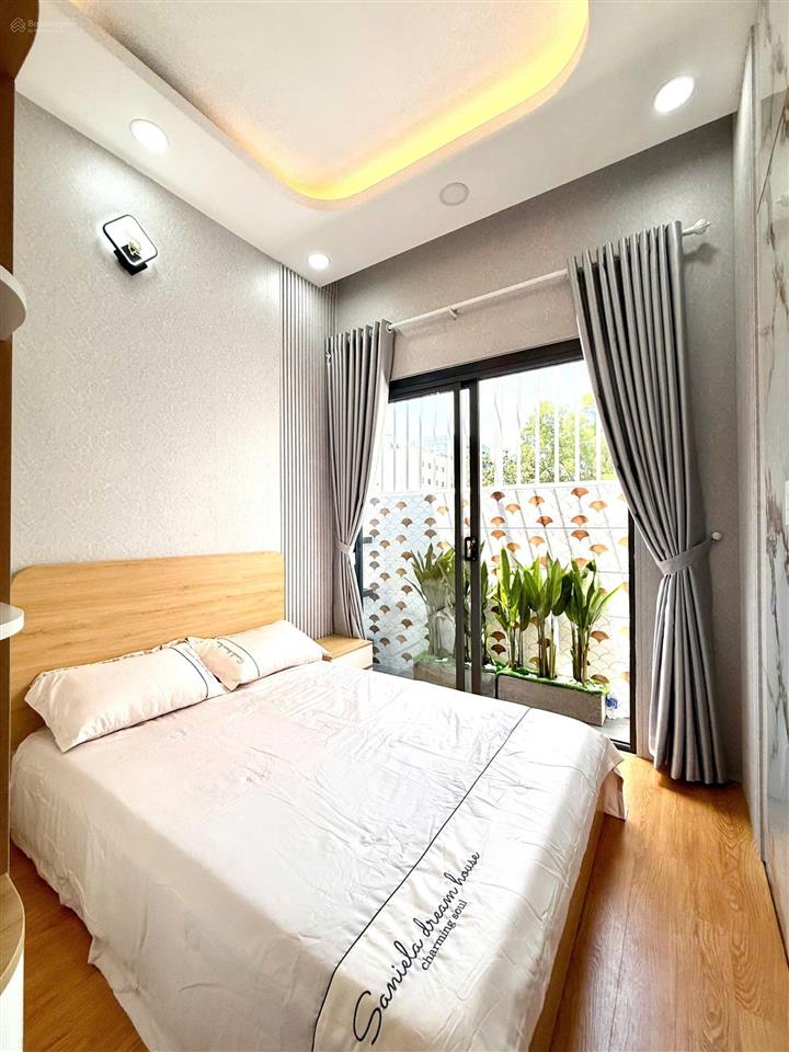 Giá sốc 3.6 tỷ nhà mới full nội thất tân chánh hiệp sát quang trung có sân xe mua là ở ngay