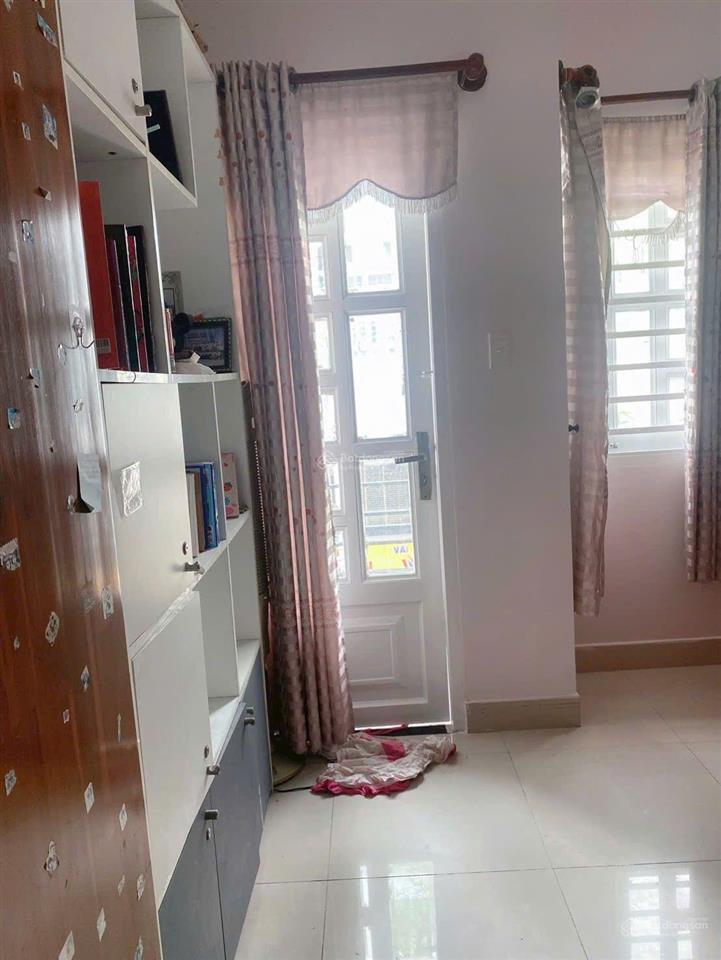 Hàng hiếm nguyễn văn khối, gara ô tô, hẻm 5m, 4 tầng 4pn, 180m2 sd chỉ 7,8 tỷ