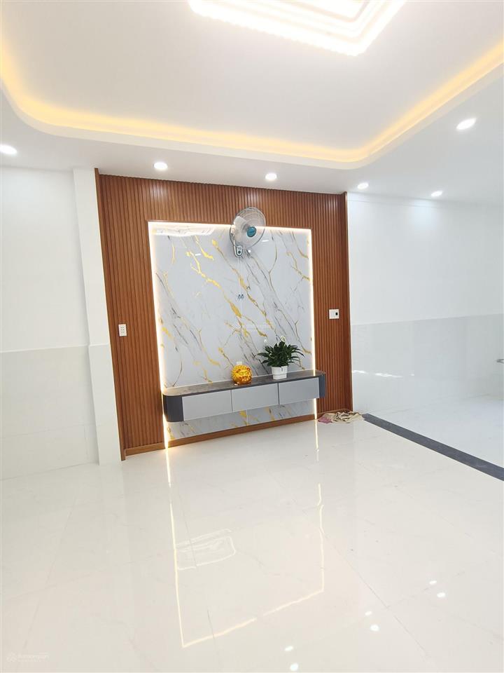 Chỉ 3,179 tỷ nhà shr lê văn khương hẻm xe hơi 2 tầng hoàn công đủ
