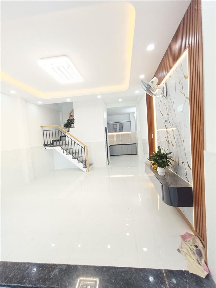 Chỉ 3,179 tỷ nhà shr lê văn khương hẻm xe hơi 2 tầng hoàn công đủ