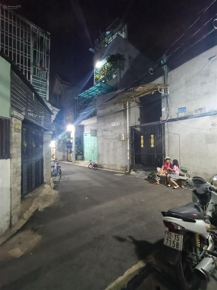 Hàng hiếm 1/ lê văn khương đất đẹp hẻm 6m thông xe hơi chỉ 5,35 tỷ