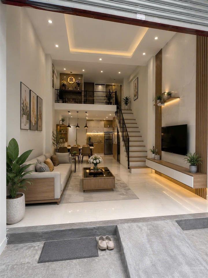 4tỷ25 nhà 1.5 tầng đường 6m thông gần nguyễn thị kiểu, q12