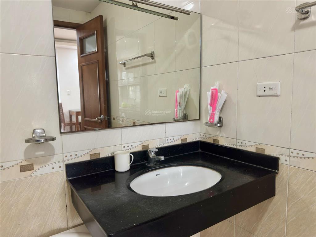 Cho thuê cc mini 55m2, 1pn, 1vs tại 12 ngách 222e, đội cấn, 8,5 triệu vnd