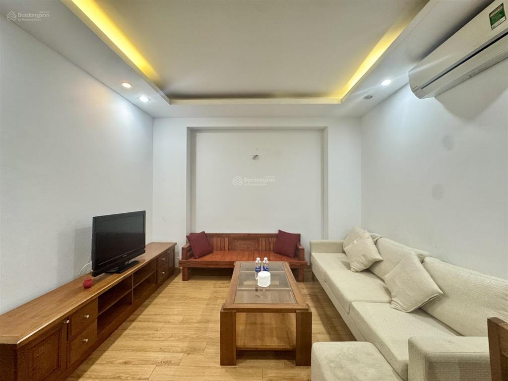 Cho thuê cc mini 55m2, 1pn, 1vs tại 12 ngách 222e, đội cấn, 8,5 triệu vnd