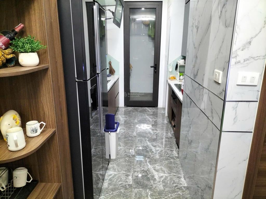 Bán căn hộ helios 75 tam trinh 2 ngủ full nội thất giá 5,x tỷ.  0977 605 ***