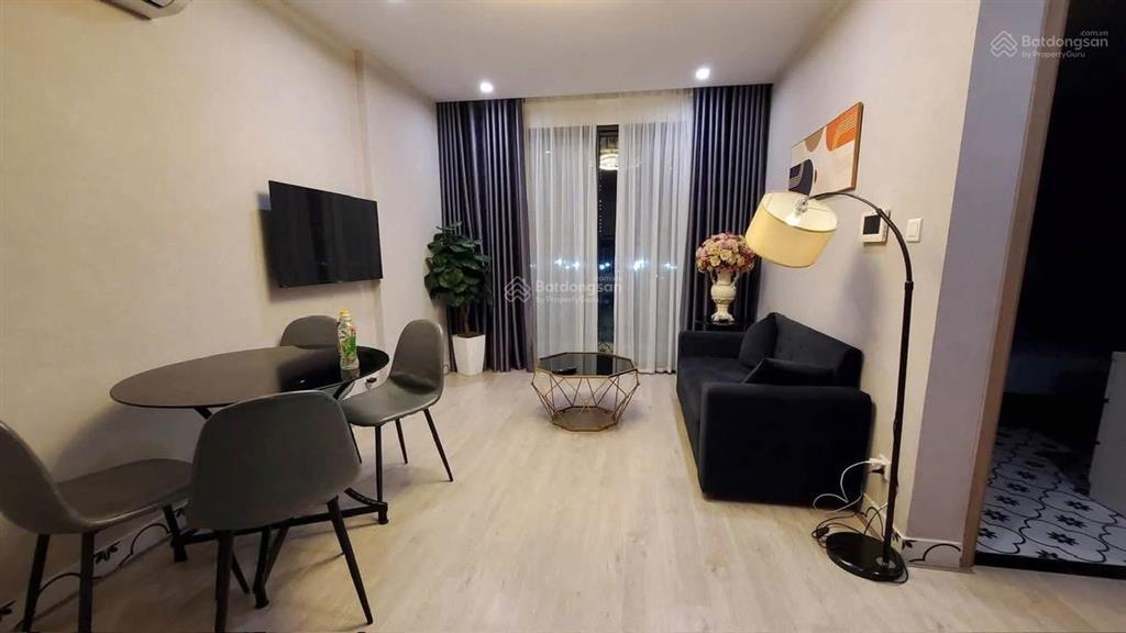Bán căn hộ chung cư vinhomes ocean park 1 gia lâm. 1 ngủ+ full nội thất giá 2,85 tỷ.