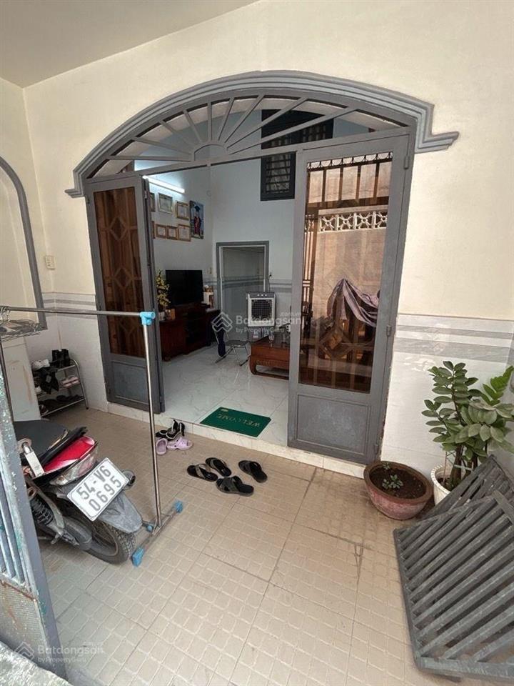 Nhà 2 tầng nguyễn văn quá 41m2, 4,1x10m chỉ 3,65tỷ