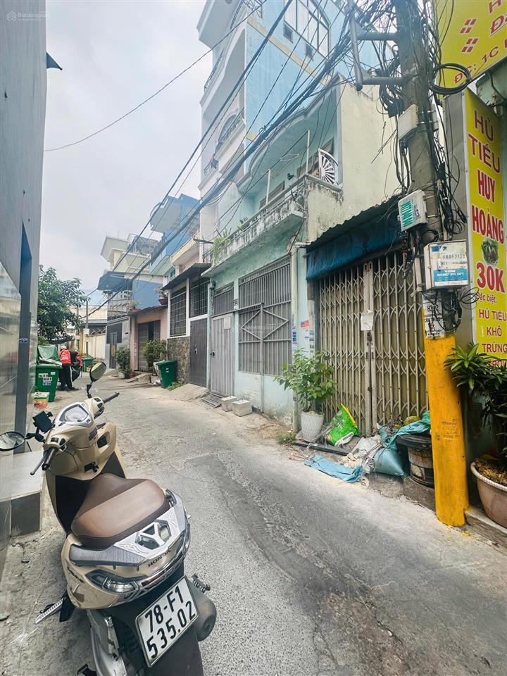 Cực rẻ hẻm xe tải phan văn hớn nhà 2 tầng 40m 4,25 tỷ