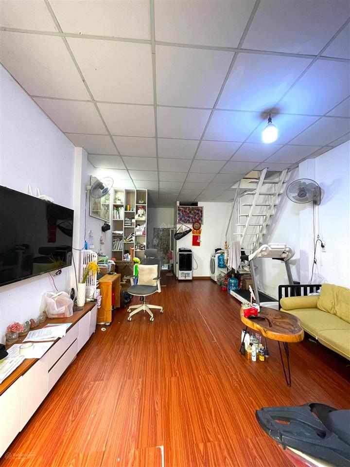 Nhà 2 tầng hxh song hành trường chinh 40m chỉ 3,1 tỷ