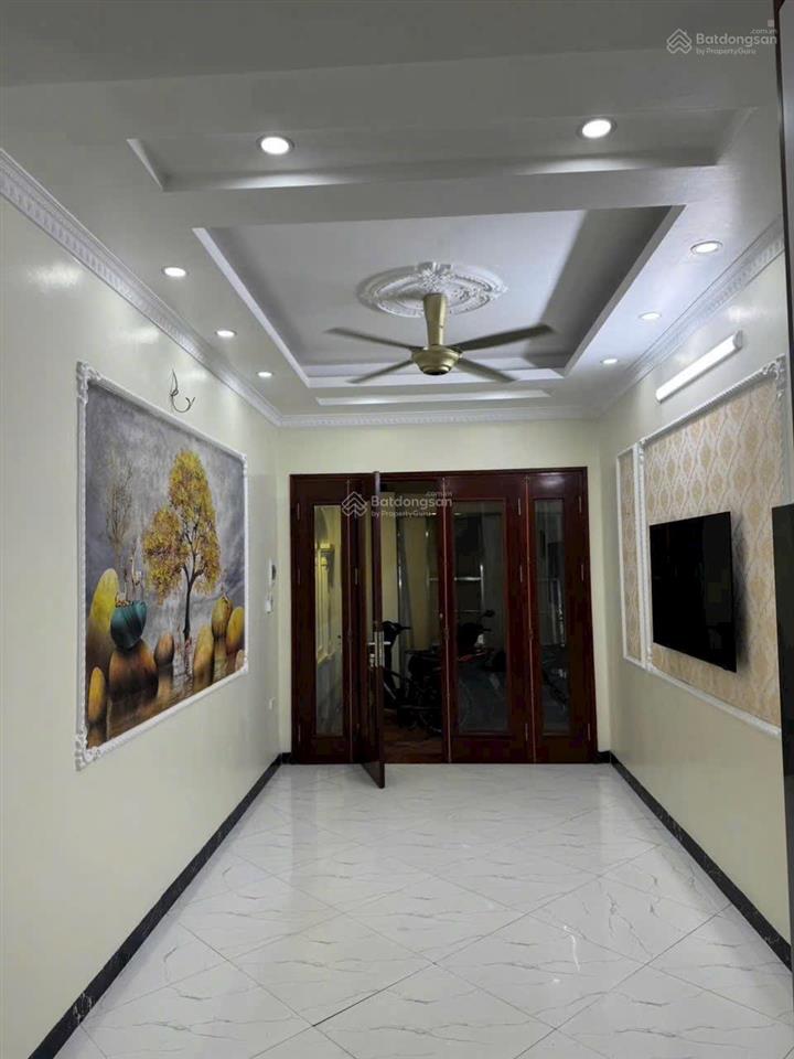 Bán nr đẹp ở đ.ỷ la, 6 tỷ, 40m2, 4pn, 4wc, 5 tầng, mặt tiền 4.2m