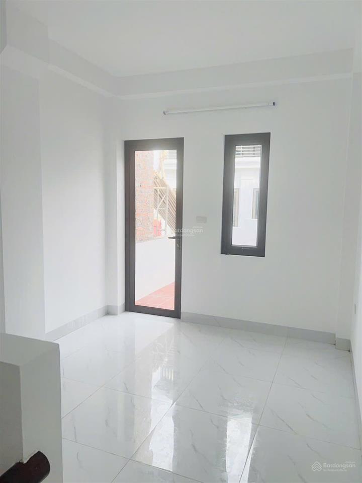 Bán nhà riêng đẹp tại đường ỷ la, phường dương nội, quận hà đông, 7 tỷ vnd, 32 m2, 3pn, 4wc