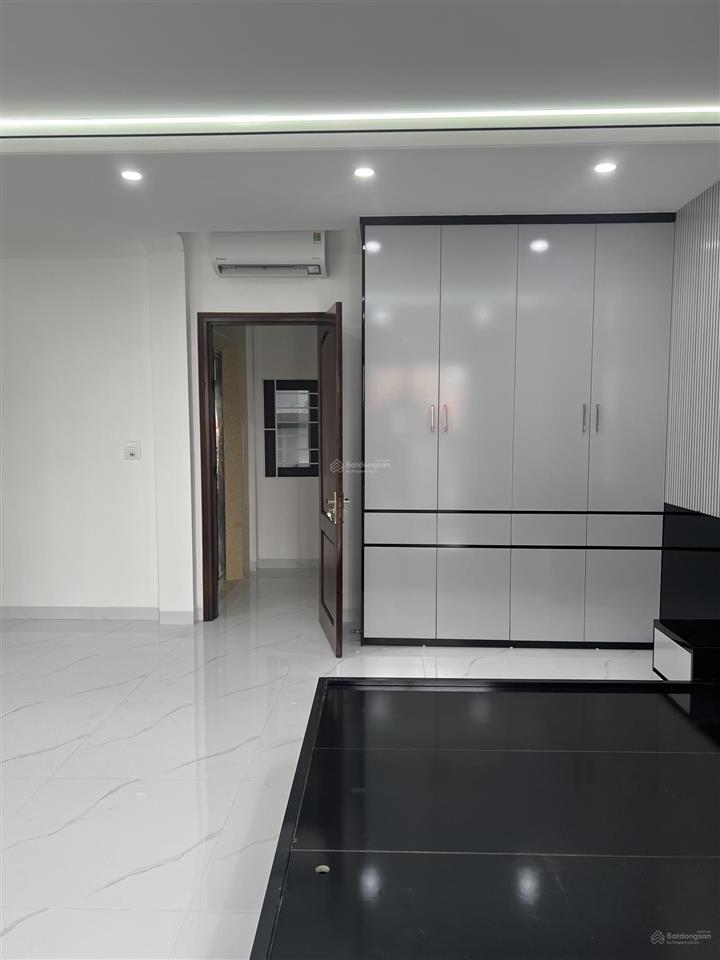 Bán nhà riêng tại lê trọng tấn, 11 tỷ, 50 m2, 5pn, 6wc, 6 tầng, hàng hiếm chỉ với