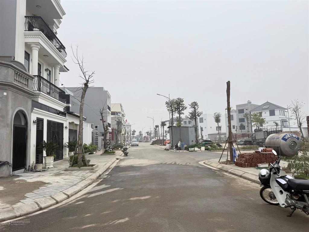 Đất tái định cư văn khê  mê linh vị trí đẹp, tiện ích bao quanh