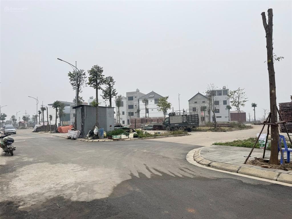 Đất tái định cư văn khê  mê linh vị trí đẹp, tiện ích bao quanh