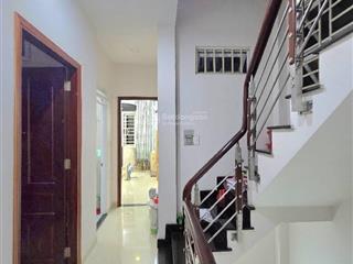 Nhà hiếm 4 tầng trung tâm q10,4pn,hẻm 5m vài bước ra mặt tiền .nở hậu tài lộc giá chỉ 9 tỷ 2