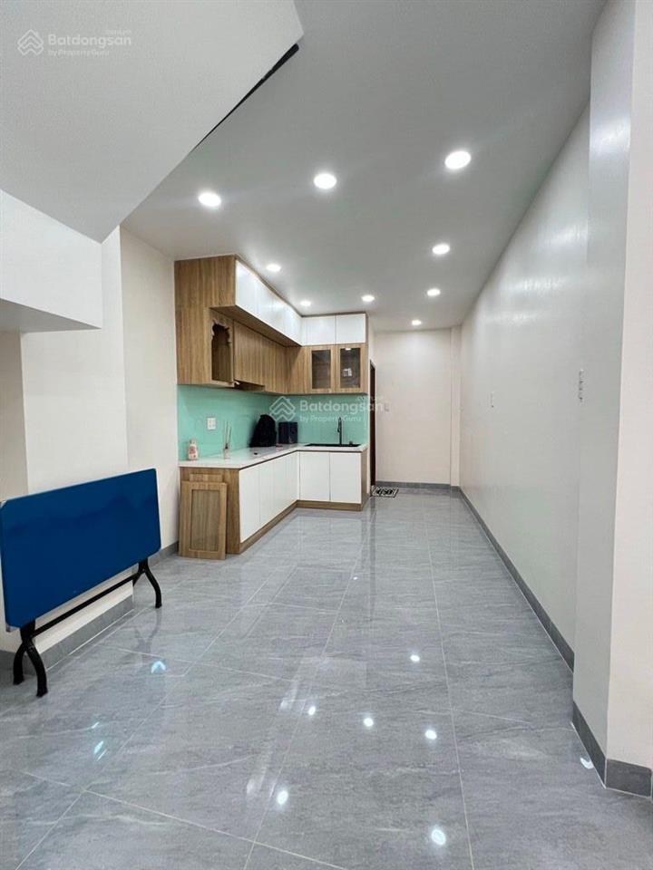 Hẻm xe hơi tránh nhau , nhà 3 tầng ,3pn,3wc dt 38m2. giả chỉ nhỉnh 5 tỷ . đường bình tiên, quận 6