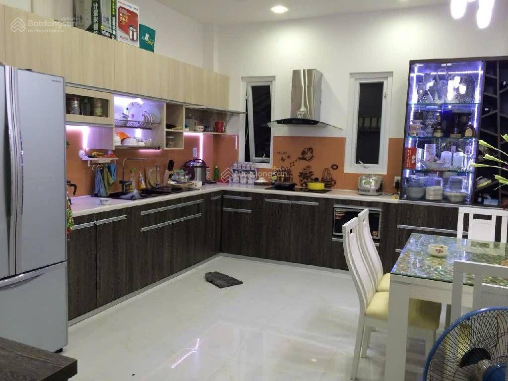 Nhà đẹp hẻm xe hơi kinh dương vương tầm 9 tỷ khu này rất hiếm quận 6.dt 4m x 17.5m(64m)1 trệt,2 lầu