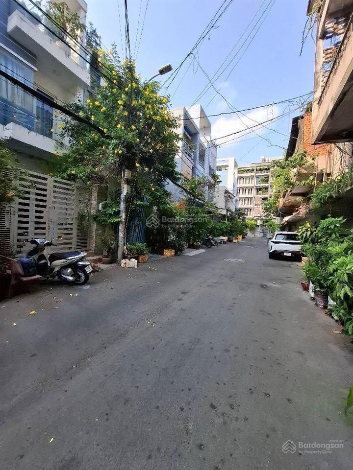 Nhà đẹp hẻm xe hơi kinh dương vương tầm 9 tỷ khu này rất hiếm quận 6.dt 4m x 17.5m(64m)1 trệt,2 lầu