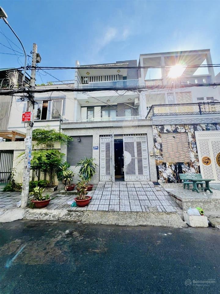 Bán nhà riêng hơn 100m2 mặt tiền đường số kdc lê thành