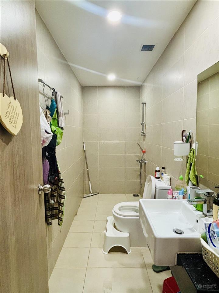 Hàng hiếmch 3 pn3 nhà vs ngay tại trung tâm q4 cách q1 chỉ 5pcăn góc hướng đông nam siêu mát
