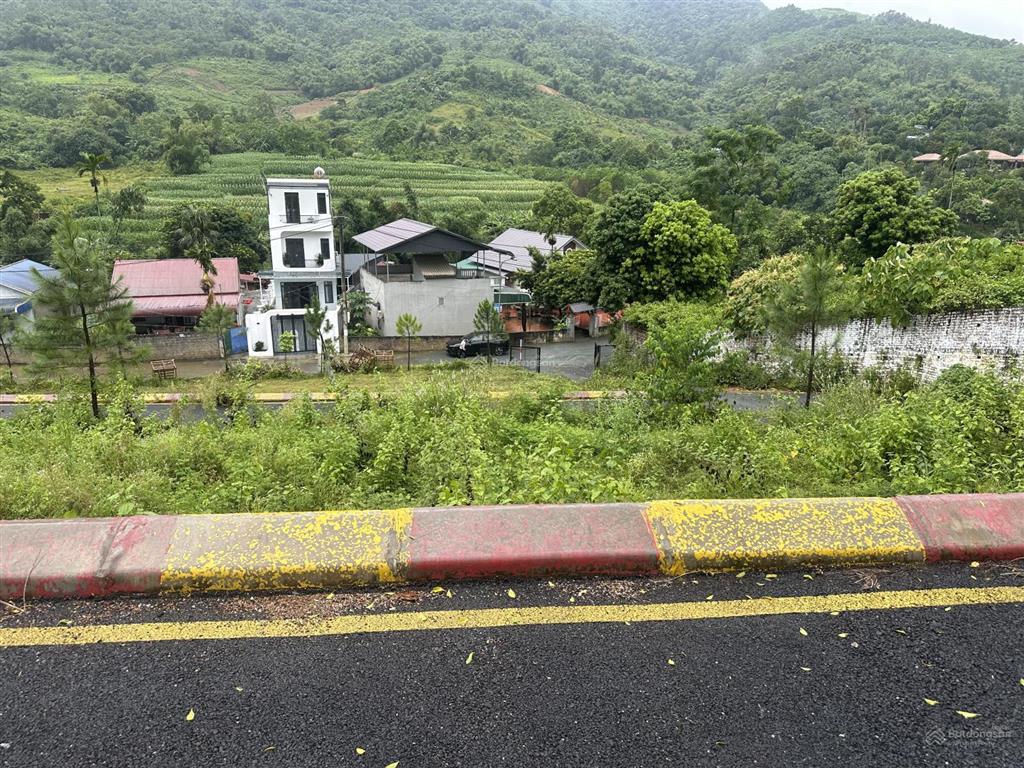 Tri ân khách hàng. giá chỉ 1.6tỷ có ngay 78m full thổ cư view núi đồi rất đẹp.