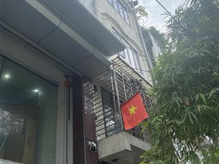 Cho thuê nhà mặt phố số 36 hào nam tiện cho làm vp cty vừa ở vừa làm việc