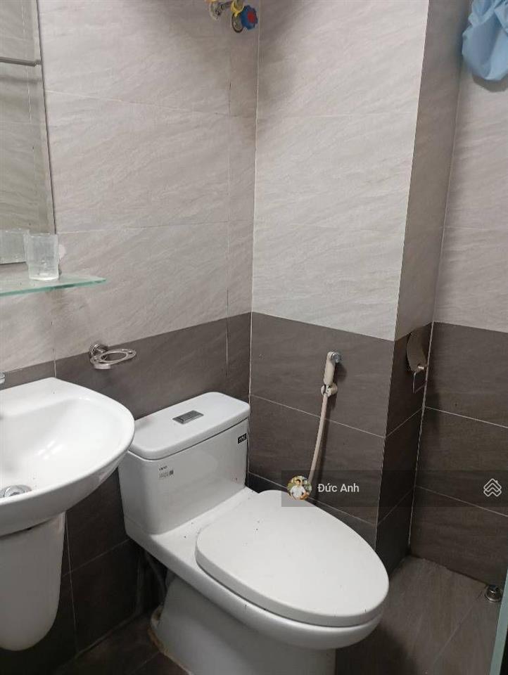 Nhà đẹp ở ngay  ngõ nông  trung tâm thạch bàn  nhiều tiện ích  an sinh đẳng cấp  5 tầng 6,8tỷ