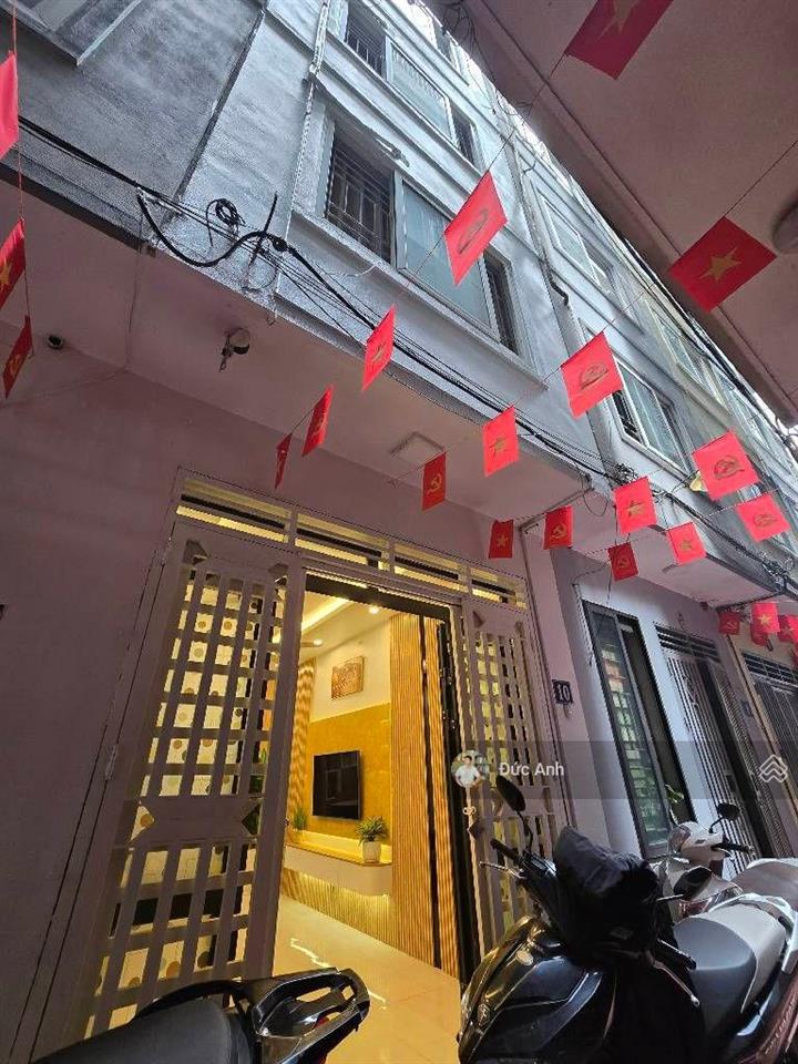 Bán nhà tư đình  bát khối  chân cầu trần hưng đạo  ngõ oto tránh  5 tầng  chỉ hơn 7 tỷ