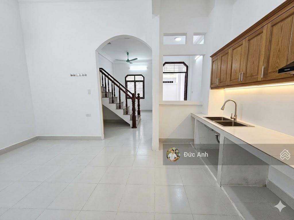 Hàng f0 siêu nóng bỏng  trung tâm sài đồng 60m2  ngay gần hồ điều hòa  chủ người nhà giá 7,8 tỷ