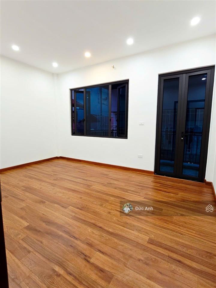 Hàng hiếm có khó tìm khu may 10  50m  4 tầng 2 thoáng trước sau  ngõ ô tô thông  hơn 8 tỷ