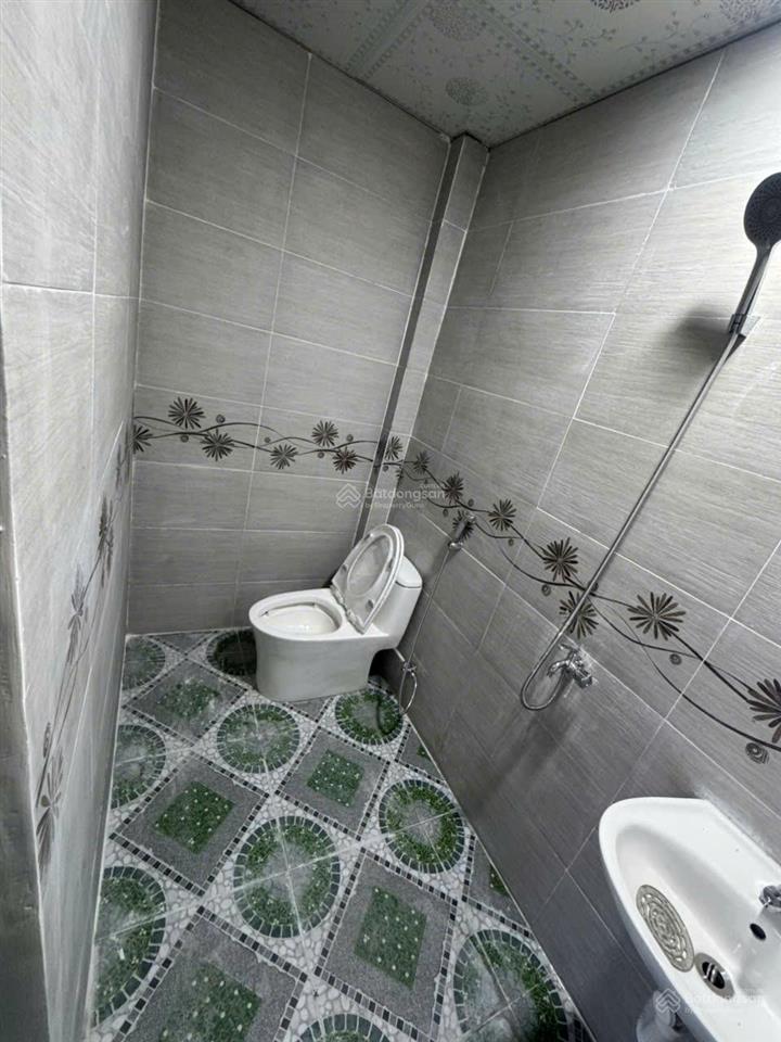 Bán đất tặng nhà cấp 4 mới  tặng bộ hồ sơ thiết kế & thi công 3 mê  bao thuế phí có thương lượng