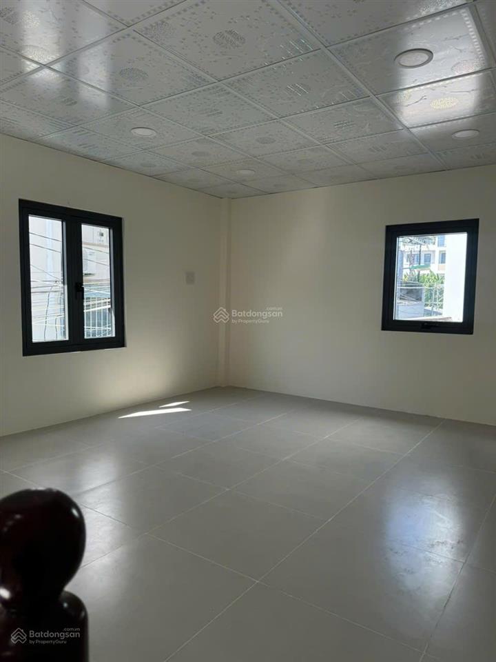 Bán đất tặng nhà cấp 4 mới  tặng bộ hồ sơ thiết kế & thi công 3 mê  bao thuế phí có thương lượng