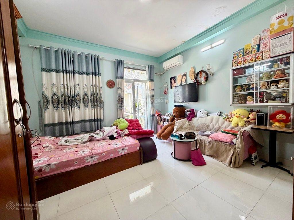 Ô tô ngủ trong nhà 3 tầng btct  nhà mới khu nhà lầu dân trí  ngang đỉnh gần 5m