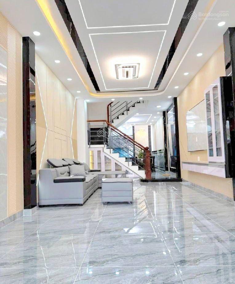 Nhà hẻm xe hơi sạch đẹp thông tứ tung  80m2 (4m x 20m)  3 tầng  mới đẹp lung linh vào ở ngay