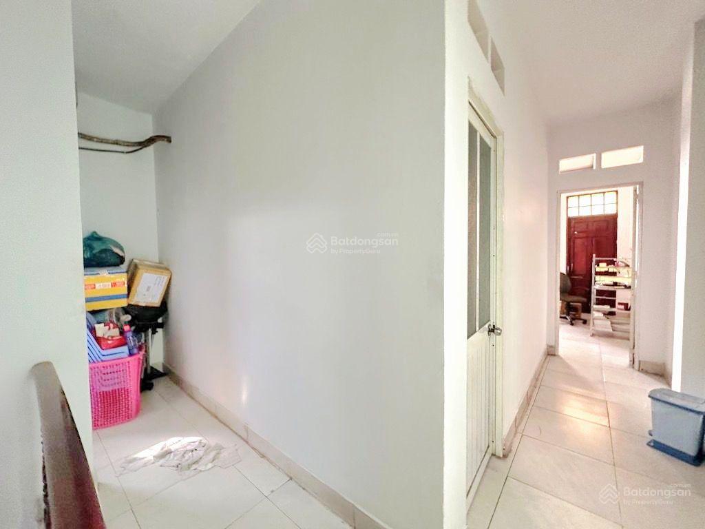Nhà 118m2, 6,5m x 20m, hẻm xe tải tránh một trục, vài căn ra mặt tiền dương thị mười gần bệnh viện