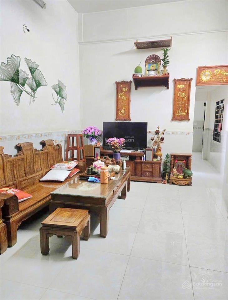 Nhà 2 tầng chính chủ xây kiên cố ngang đỉnh 5m hẻm xe hơi 7 chỗ vài bước ra ngã ba đông quang