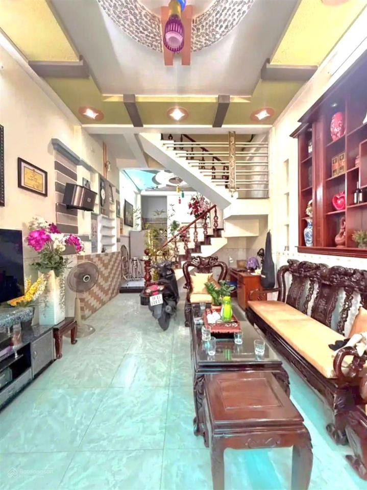 Nhà đẹp 3 tầngbtct kiên cốhẻm xe hơi tránh đường nguyễn thị đặngsát mặt tiền nguyễn ảnh thủ