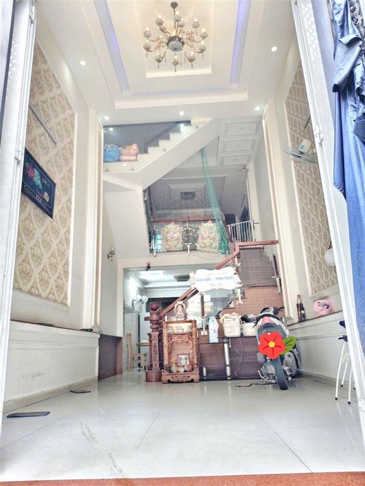 Chỉ hơn 4tỷ (tl)
nhà 5 tầng đúc kiên cố4m x 15mxe hơi ngủ trong nhàgần nguyễn ảnh thủ ngã ba